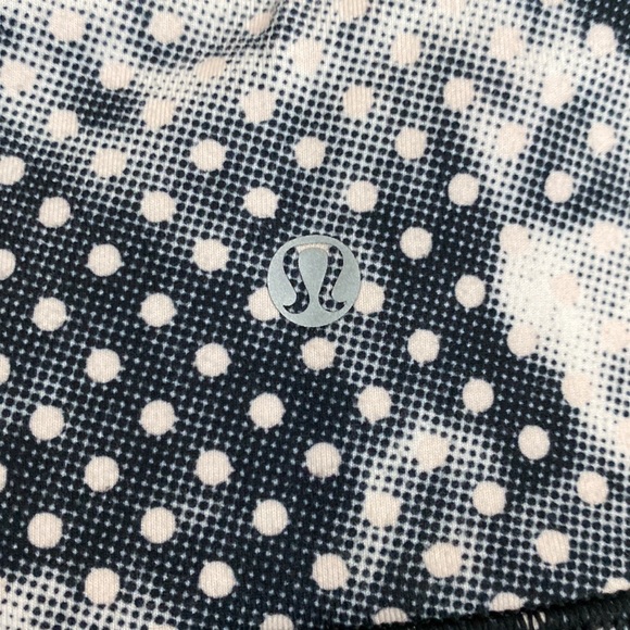 Lululemon Wunder under - Picture 2 of 4